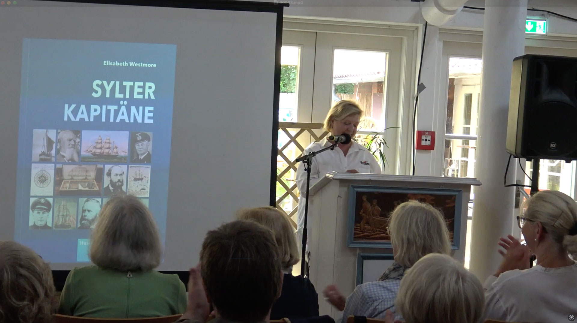 Elisabeth Westmore stellt Ihr Buch „Sylter Kapitäne“ vor